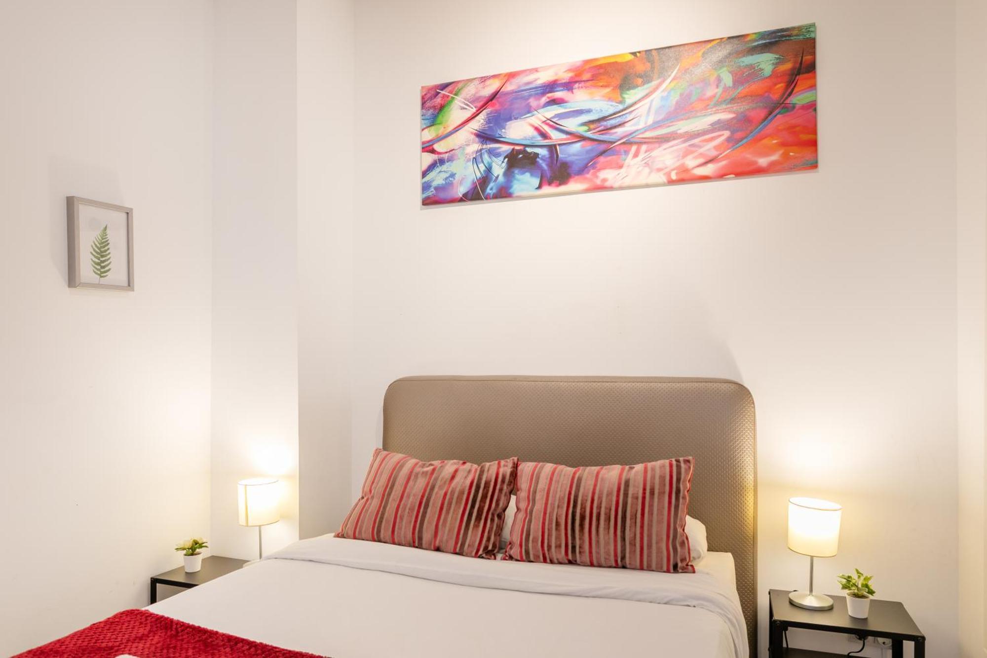 Apartamentos San Leandro, Centro Alicante Esterno foto