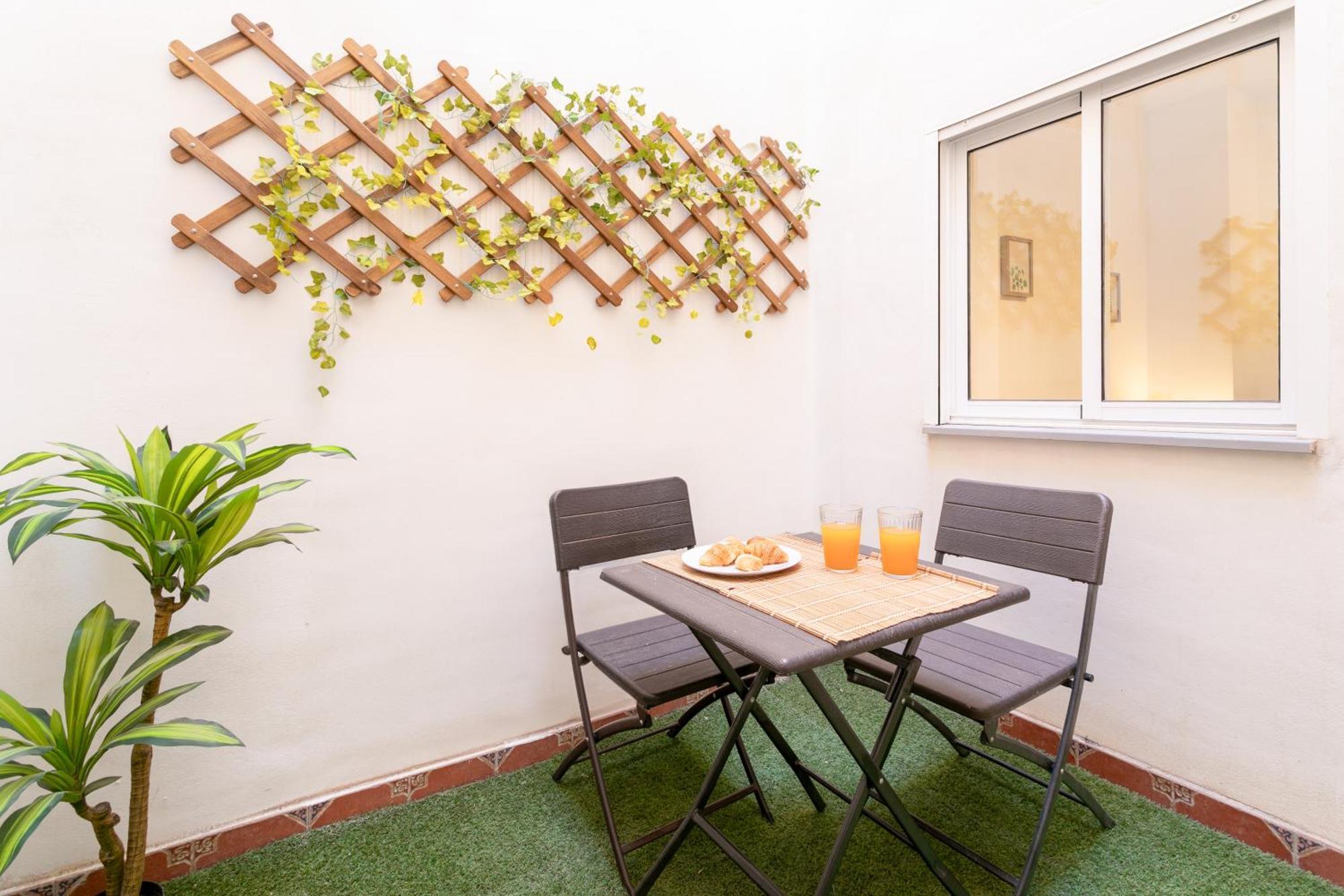 Apartamentos San Leandro, Centro Alicante Esterno foto