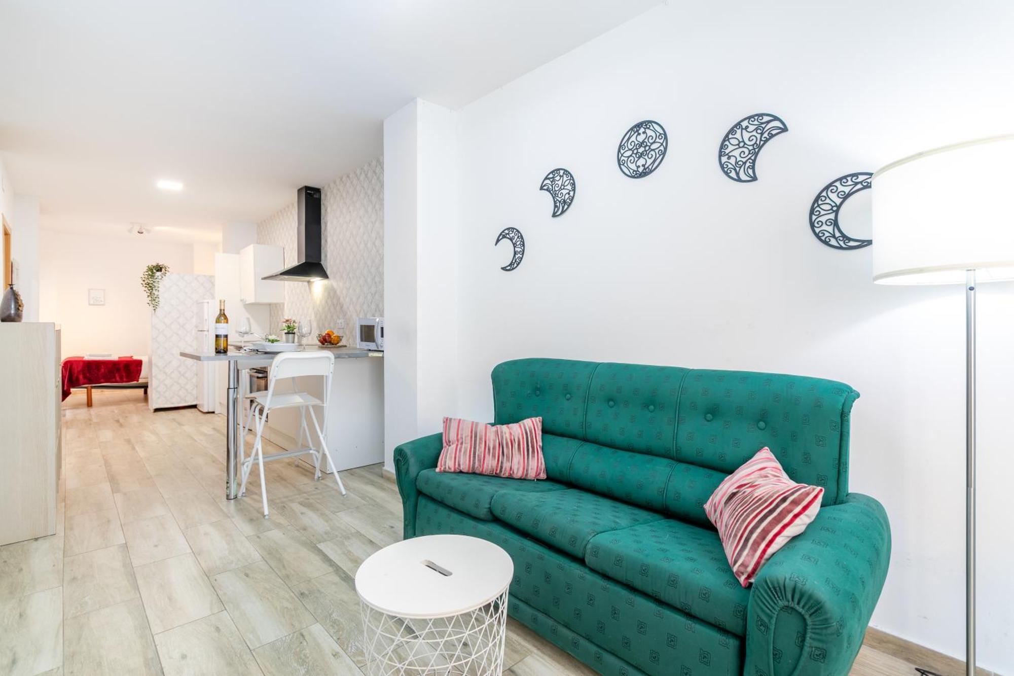 Apartamentos San Leandro, Centro Alicante Esterno foto
