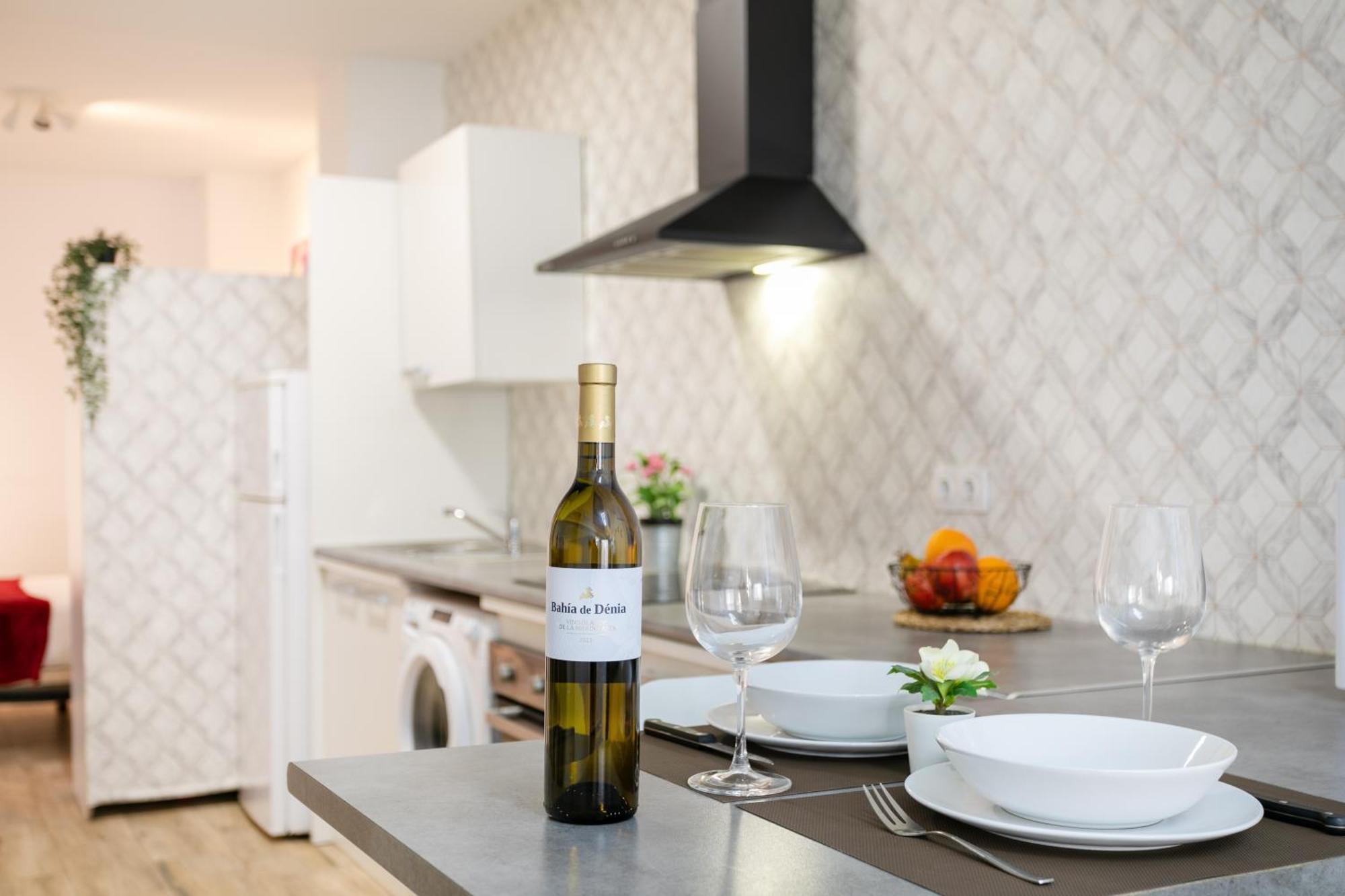 Apartamentos San Leandro, Centro Alicante Esterno foto