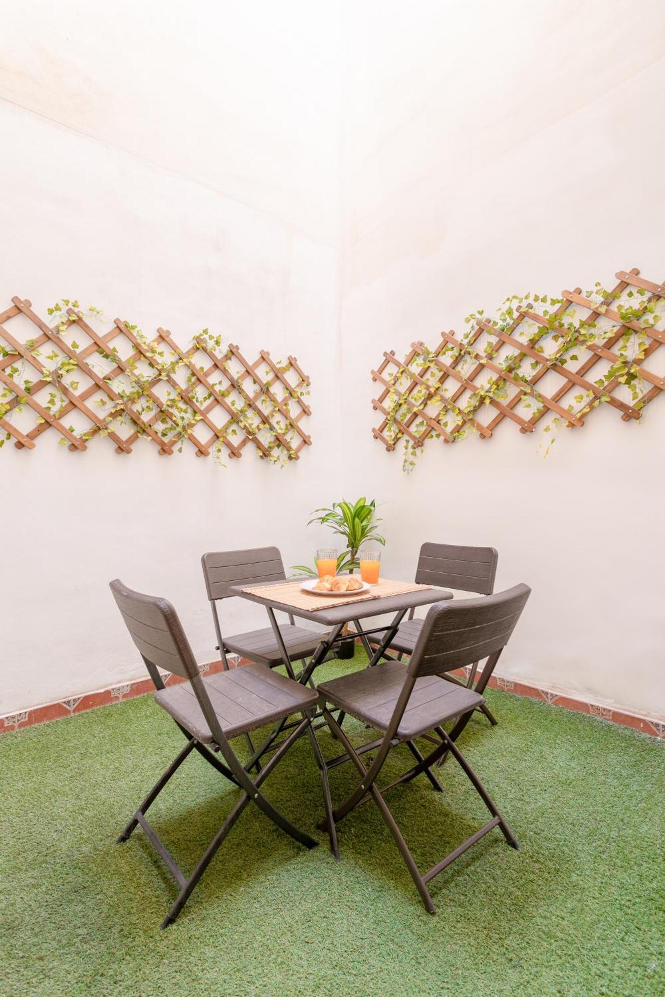 Apartamentos San Leandro, Centro Alicante Esterno foto