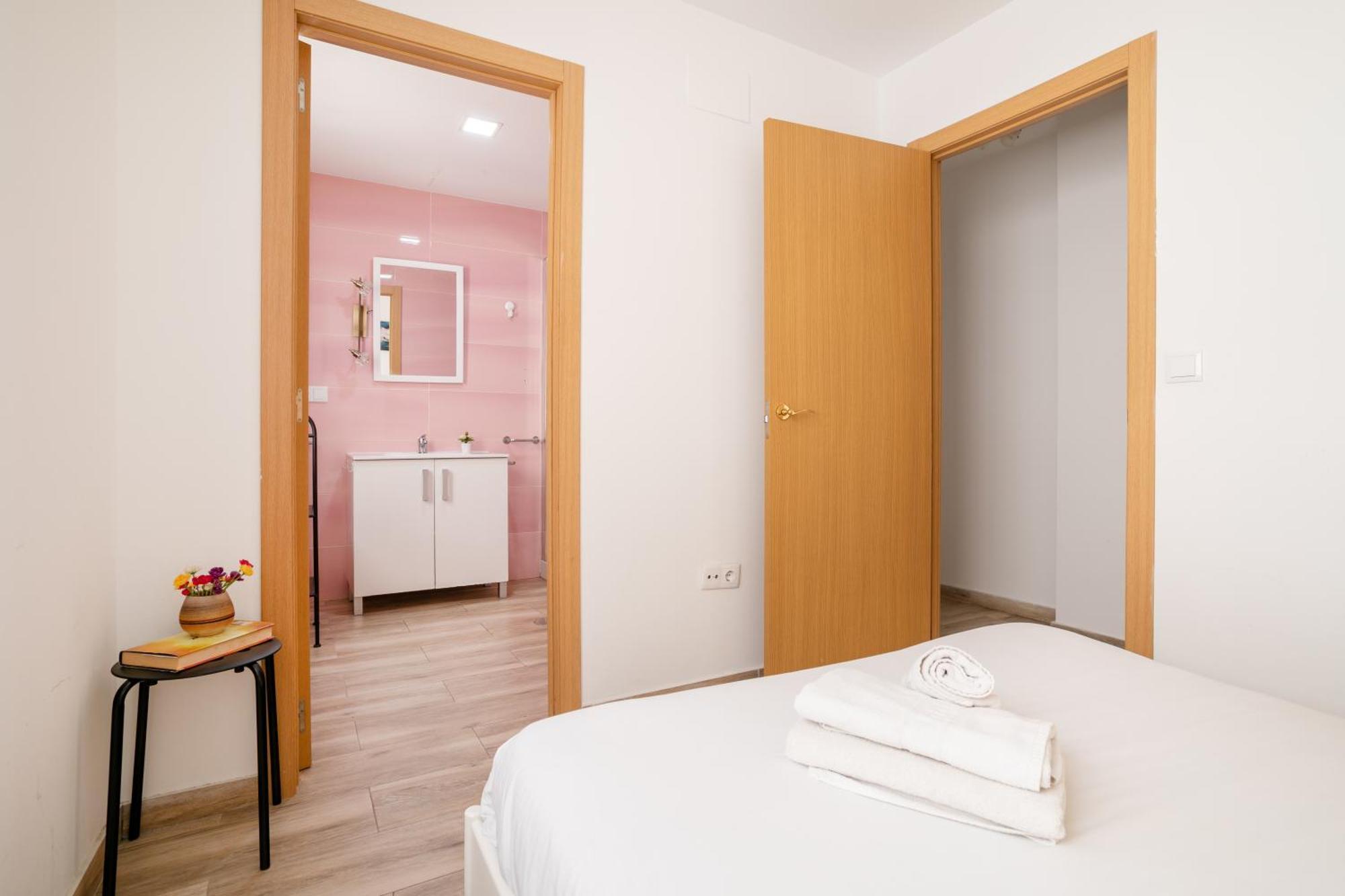 Apartamentos San Leandro, Centro Alicante Esterno foto