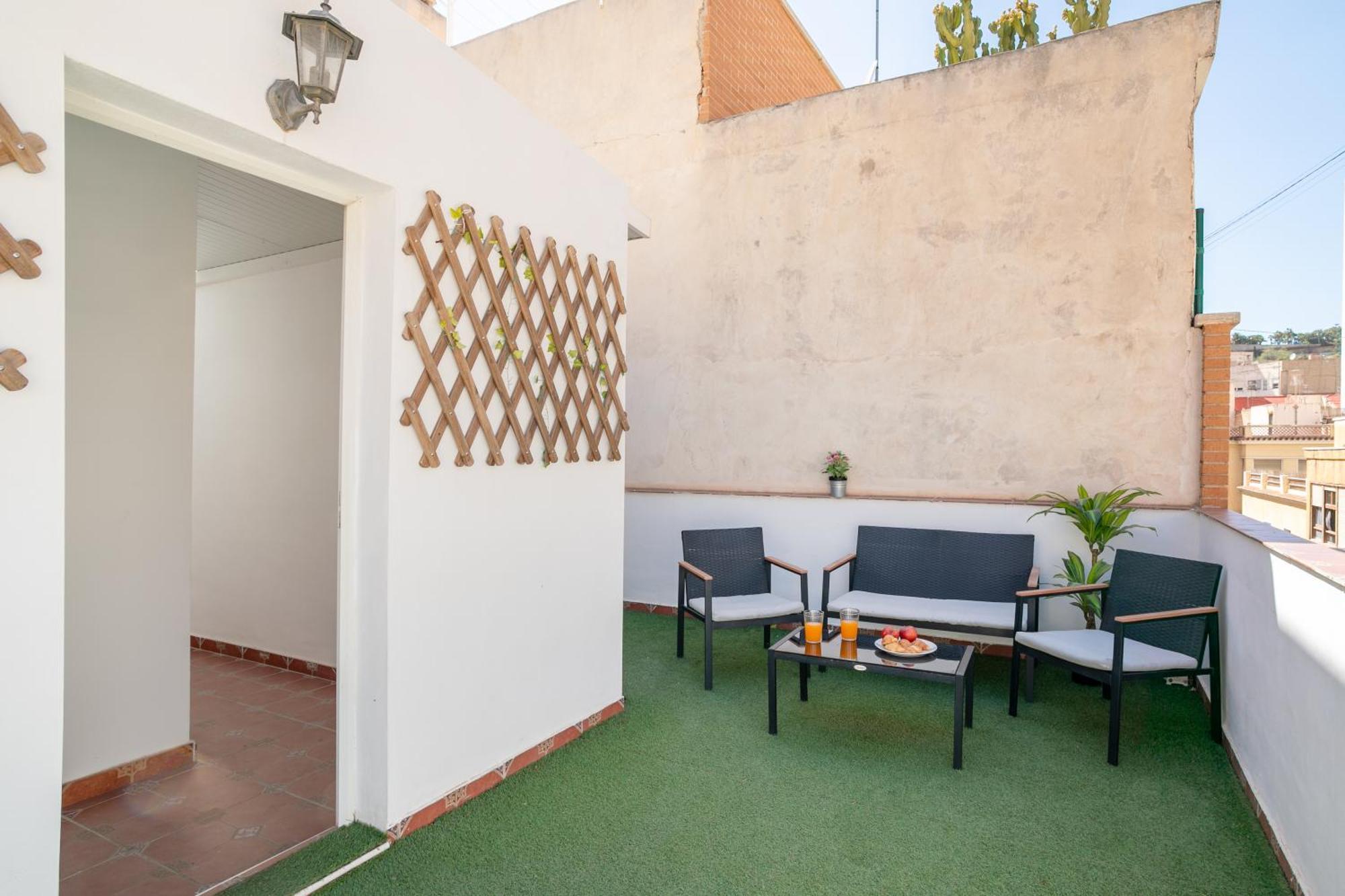Apartamentos San Leandro, Centro Alicante Esterno foto