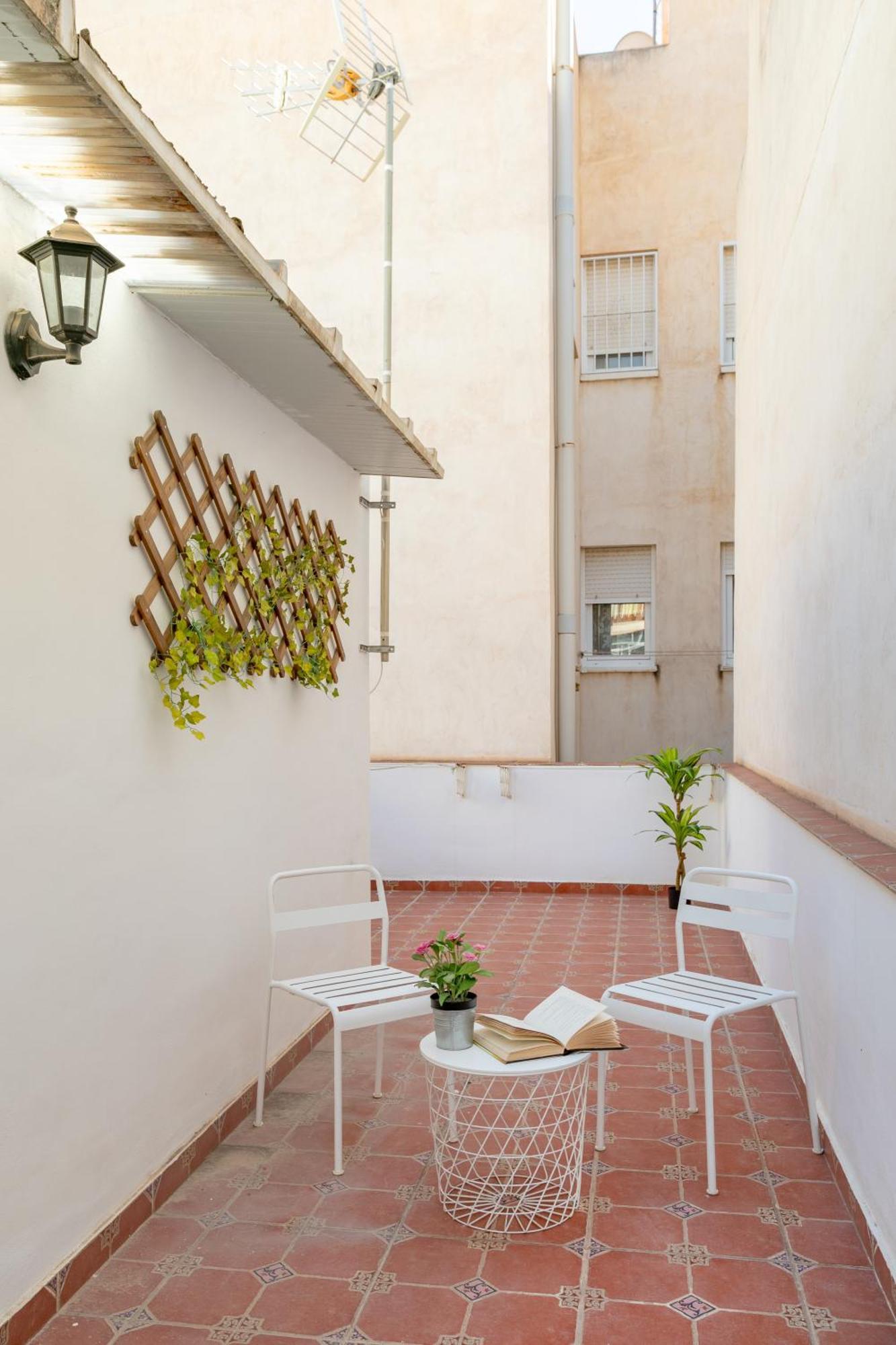 Apartamentos San Leandro, Centro Alicante Esterno foto
