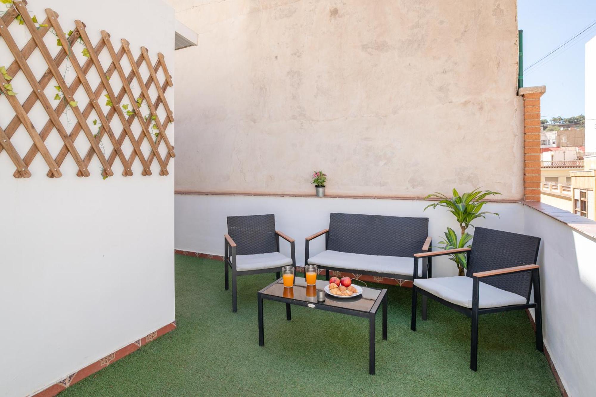 Apartamentos San Leandro, Centro Alicante Esterno foto